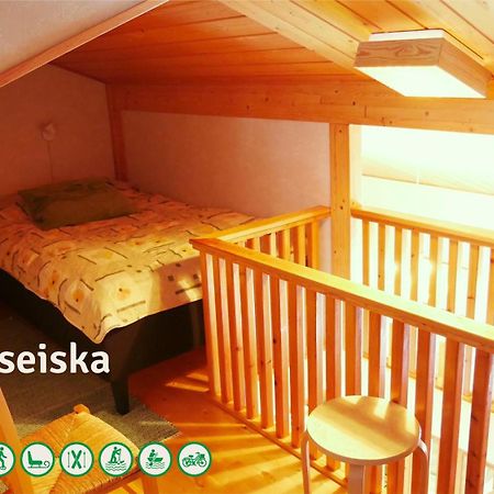 Talo Yllaes Villa Akaslompolo Bagian luar foto