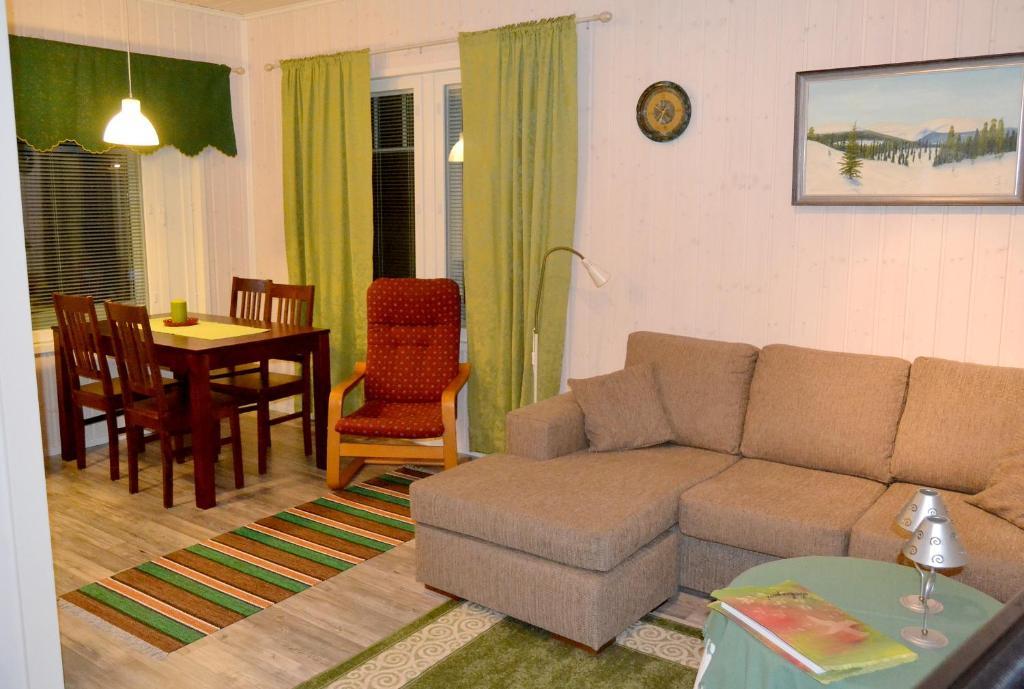 Talo Yllaes Villa Akaslompolo Bagian luar foto